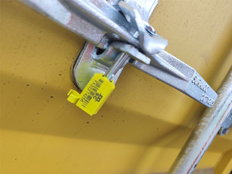 Metal silicon box with lead seal